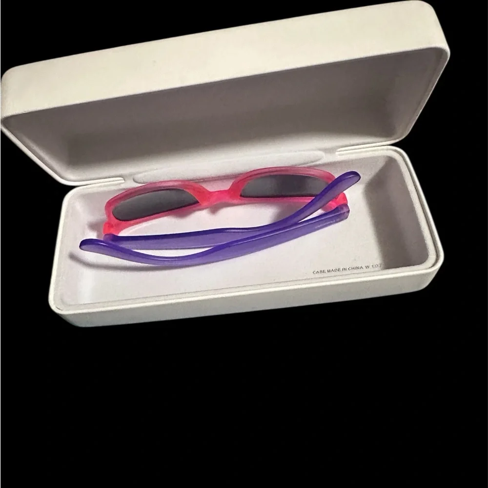 Polaroid Beige Sunglasses Case